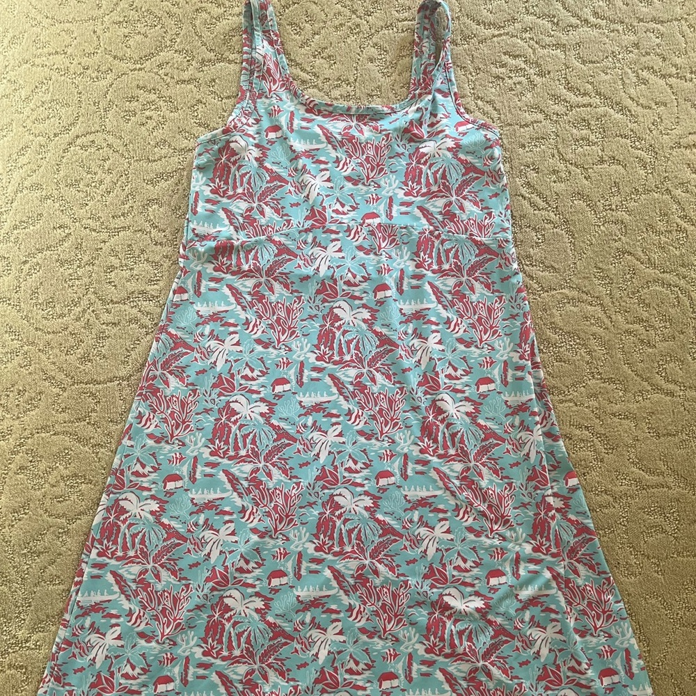 Columbia Blue and Coral Floral Midi Dress Omni Freeze Cooling SPF Hawaiian Print